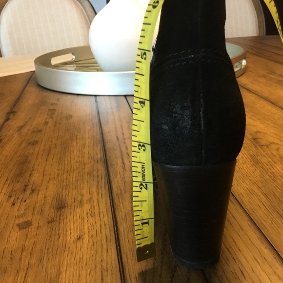 100% Suede Distressed Ankle Boots - Picture 11 of 11